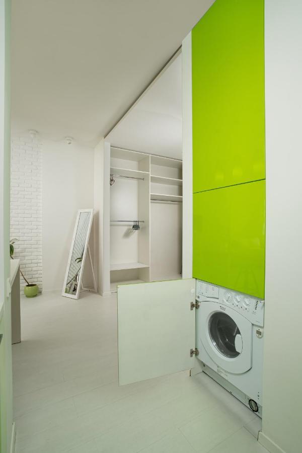 White Attic Apartment Odessa Esterno foto